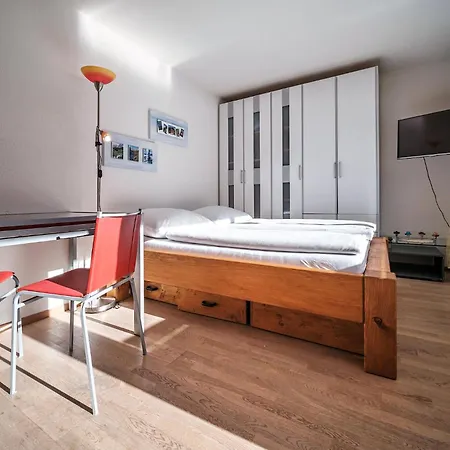 Апартаменты Paradies 606 *